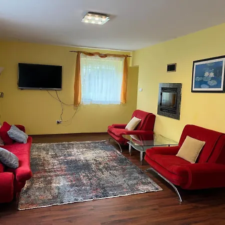 Plaza Z 2 Sypialniami I Salonem - 150 M Od Morza Apartman