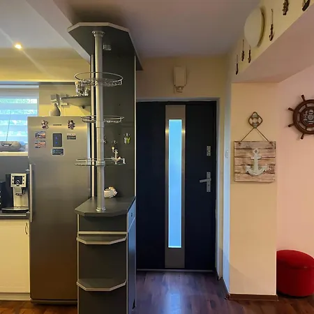 Apartment Plaza Z 2 Sypialniami I Salonem - 150 M Od Morza